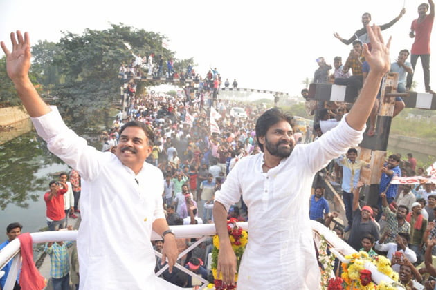 pawan kalyan with nedendla manohar in election rally