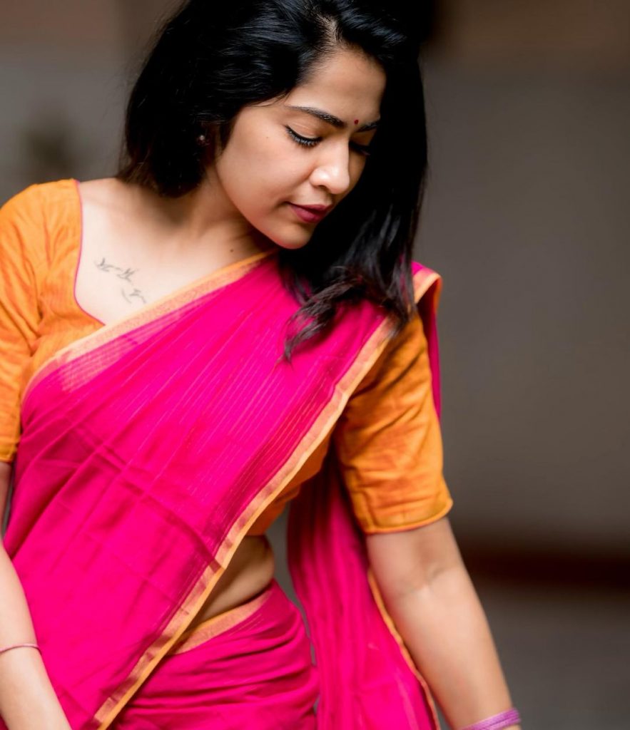 Ramya Subramanian Pink Saree Stills