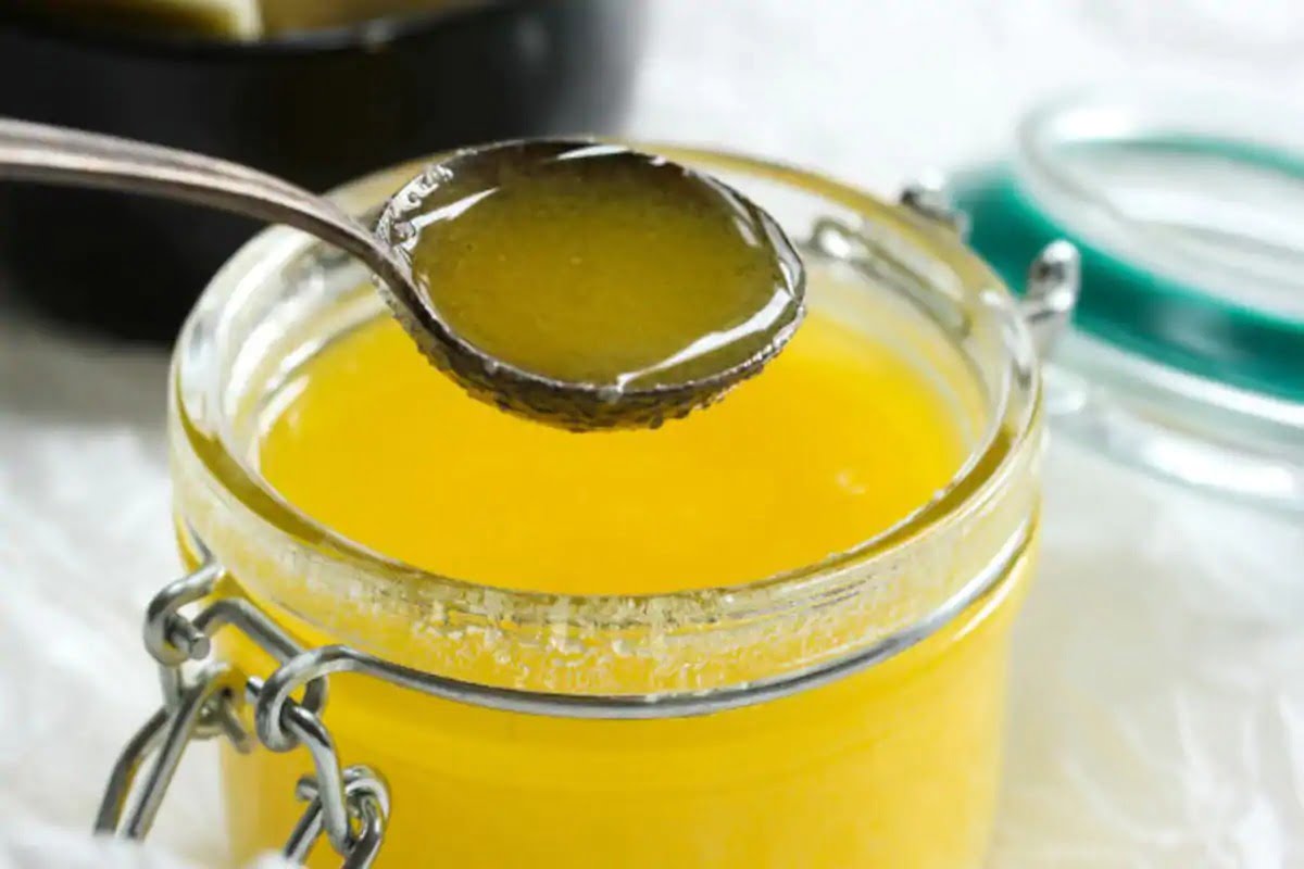 Identify pseudo ghee in this way