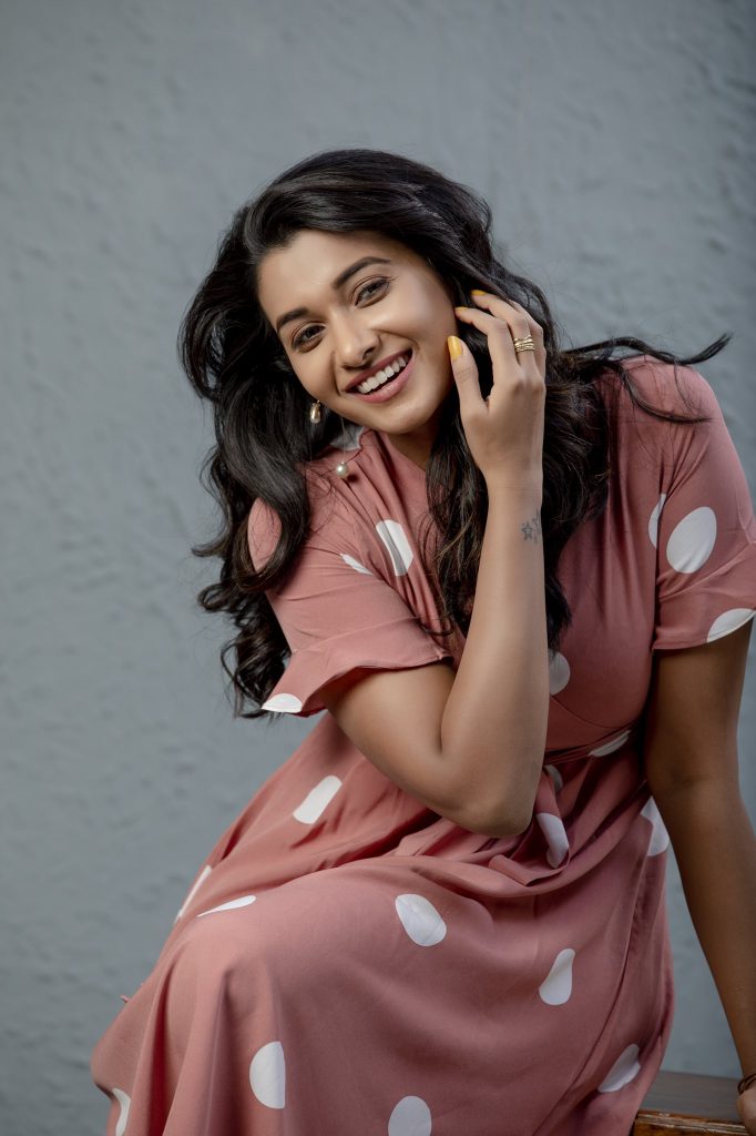 Priya Bhavani Shankar Cute Looks