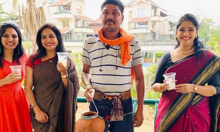 Singer Sunita's photos going viral after drinking to the fullest