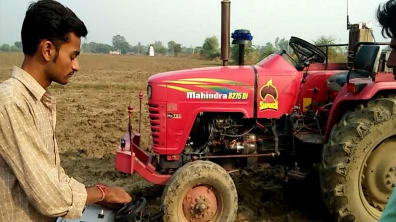Driverless Tractor : manufactured by young farmer  