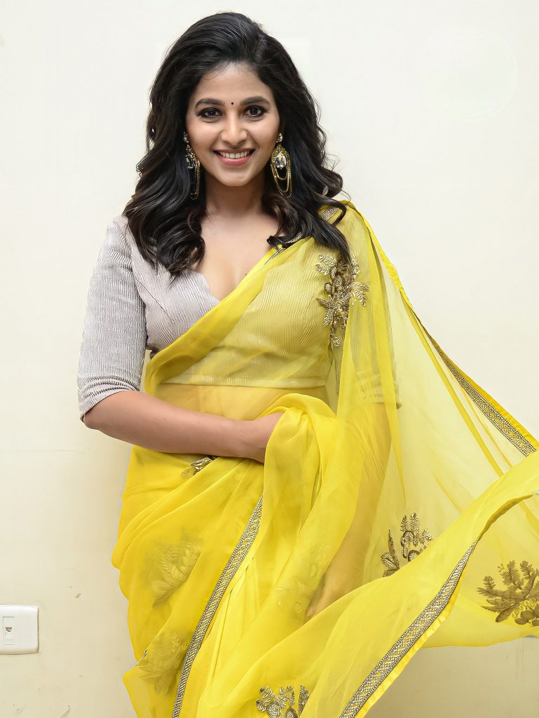 Anjali Yellow Color Saree Pics 