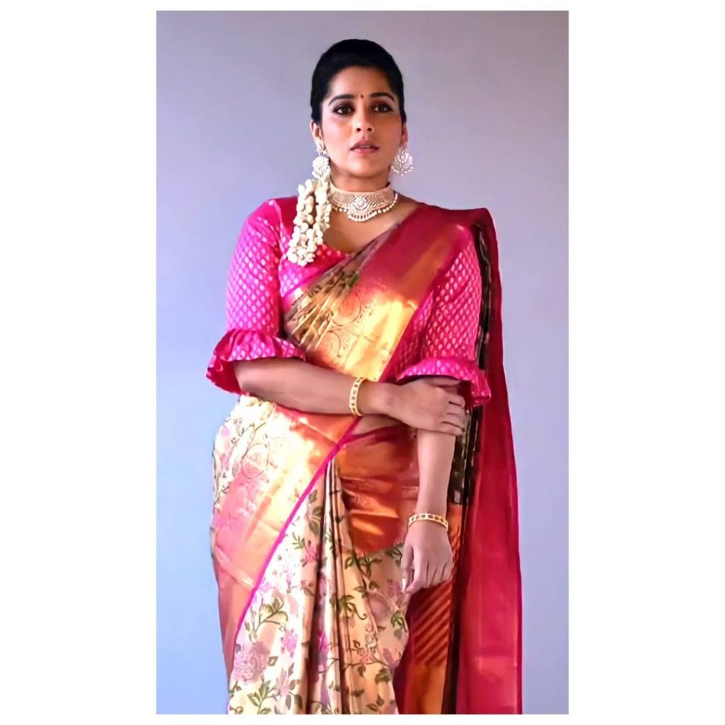 Rashmi Gautam Traditional Looks