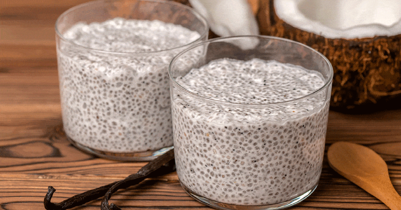 Benefits of Chia seeds with milk and vanilla