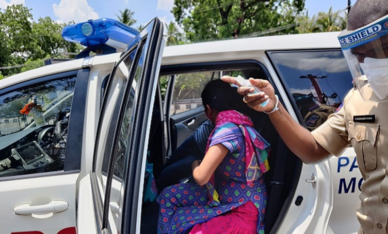 Telangana Police helped the pregnant lady