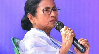 Mamata Benerjee: రోడ్డు ప్రమాదంలో దీదీ తలకు గాయం