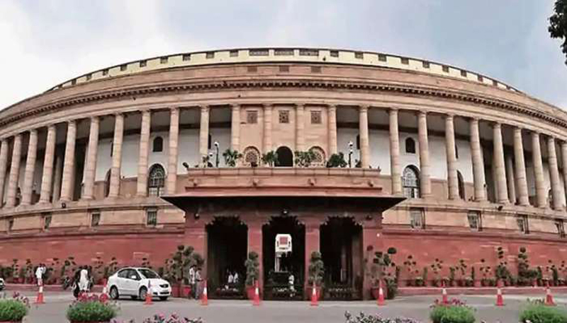 Parliament: ఫోన్ హ్యాకింగ్ రగడతో దద్దరిల్లుతున్న ఉభయ సభలు
