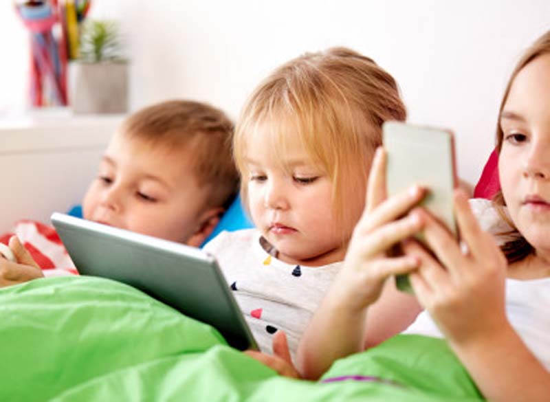 Smartphone Addiction affects Childs mental and physical health