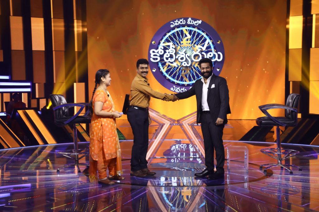 Evaru Meelo Koteeswarudu: One Crore Winner Raja Raveendra 