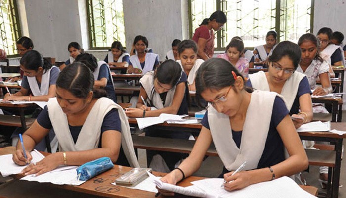 Minister suresh clarifies on AP 10th Exams