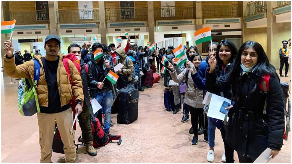 Ukraine Crisis large number of telugu students reached delhi