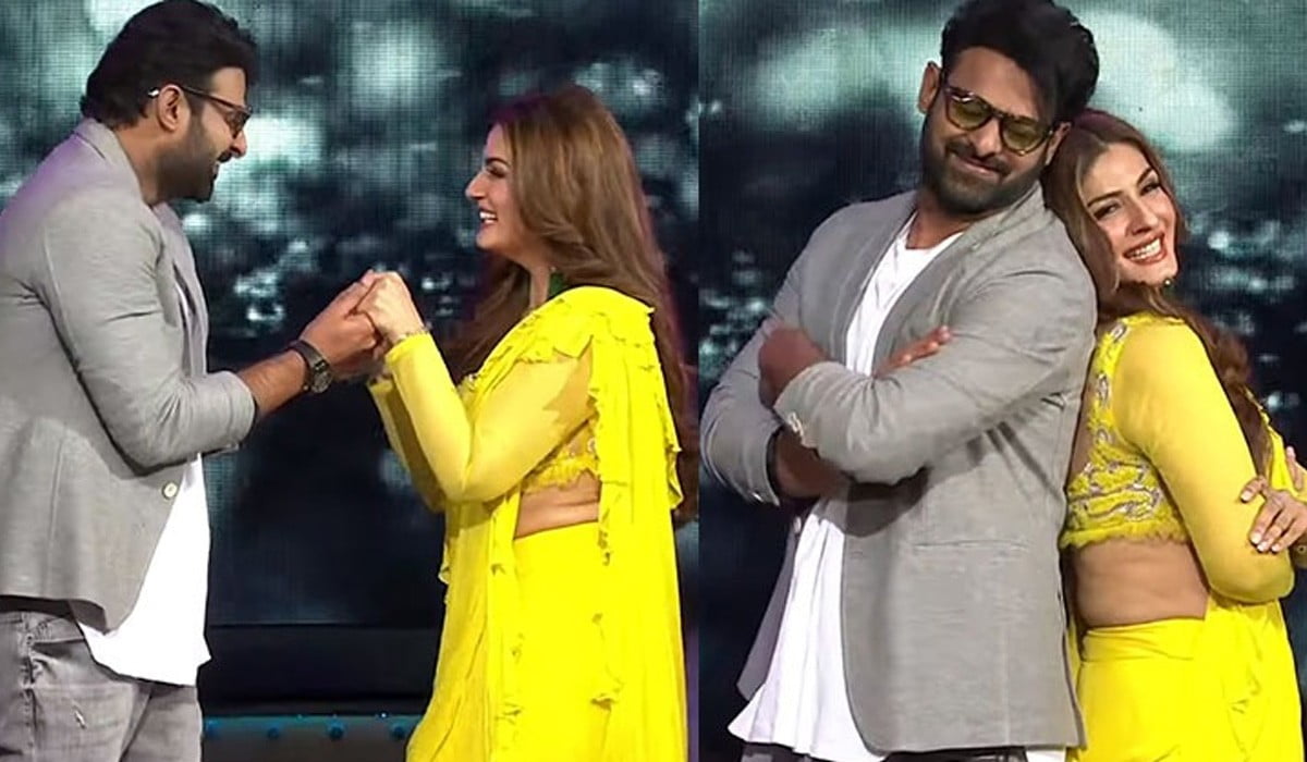 prabhas-romance with senior heroine on the stage is going viral