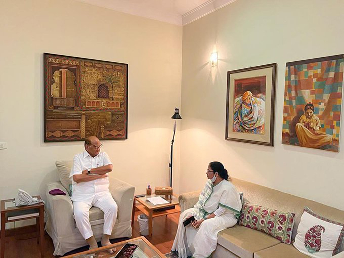Mamata Benarjee Meets Sarad Pawar on Presidential Election Issue
