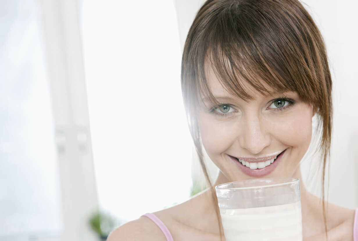  Benefits of Drink Milk in night time
