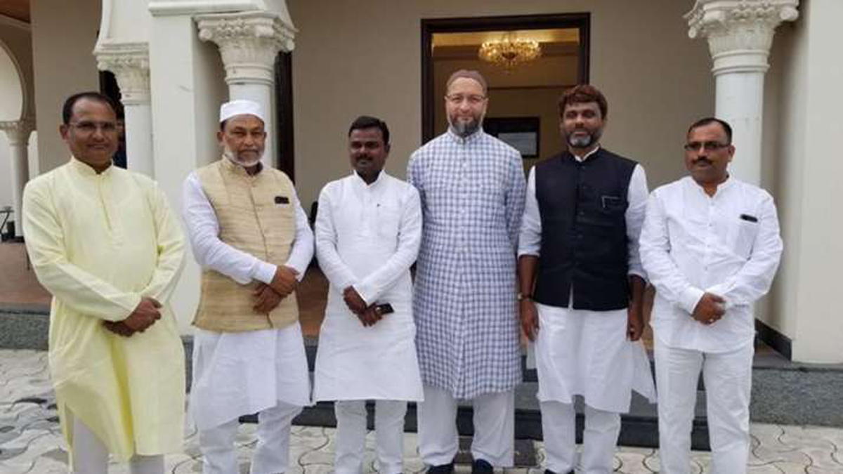 Bihar Politics Four AIMIM MLA Joined RJD