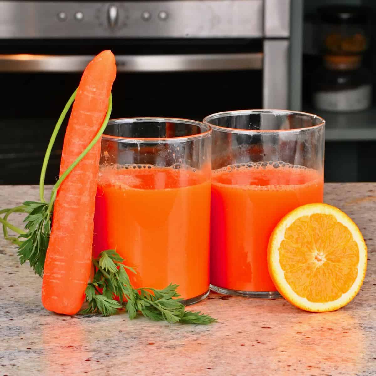 Carrot Juice To check eye problems 