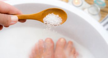 Bath Salt: ఈ ఉప్పును నీటిలో వేసుకుని స్నానం చేస్తే ఆ సమస్యలన్నీ మాయం..!