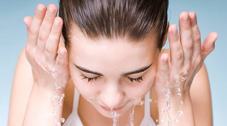 Face Wash tips for glowing skin 