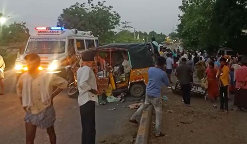 Road accident in palnadu district in ap
