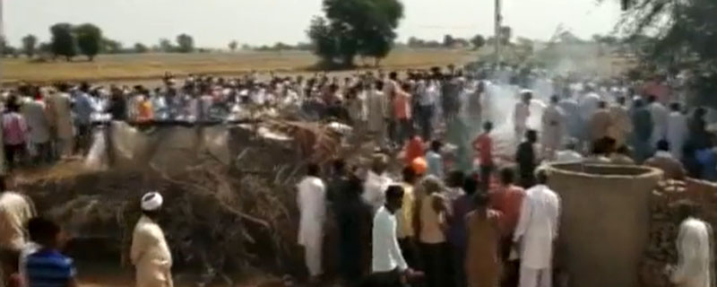 MiG 21 plane crashed in Rajasthan three people died when the house collapsed